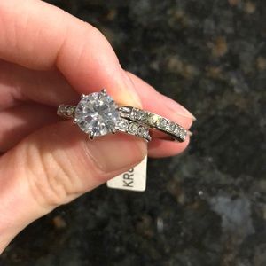 Wedding engagement ring set